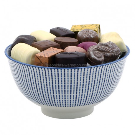 Bol en porcelaine garni de 300gr de chocolats Leonidas - Leonidas Warneton (Belgique)