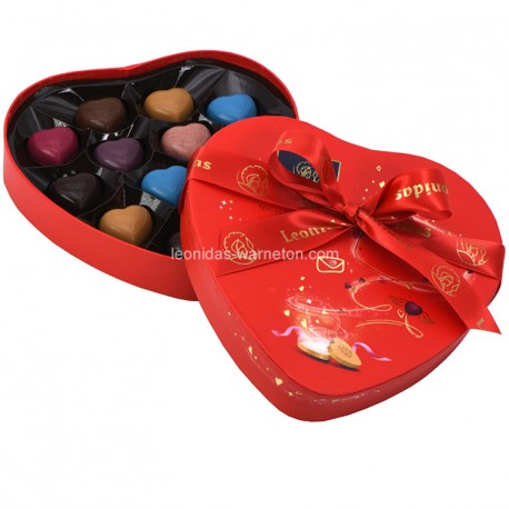 Coffret Coeur de St Valentin Leonidas avec 12 coeurs en chocolat